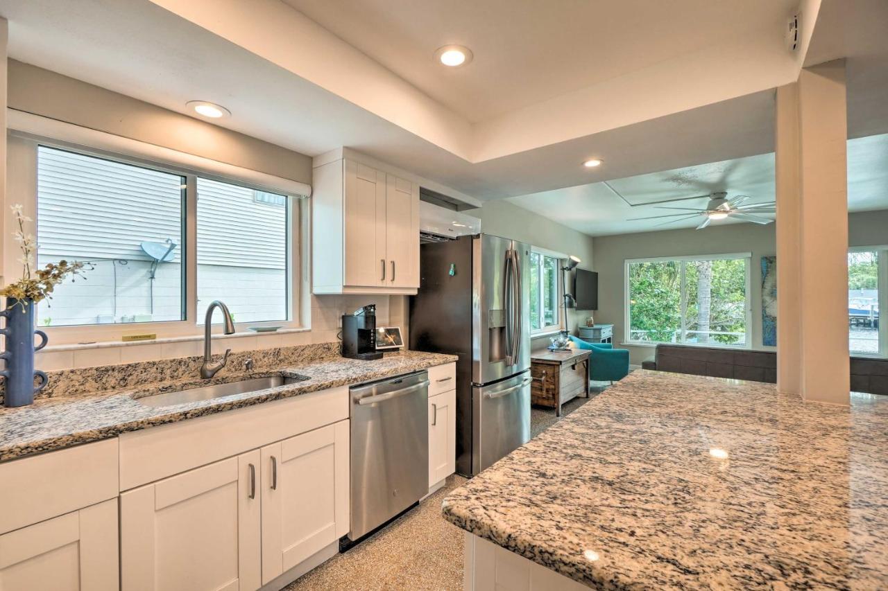 Pet-Friendly Waterfront Home - 2 Mi To Beach! Tarpon Springs Exteriör bild