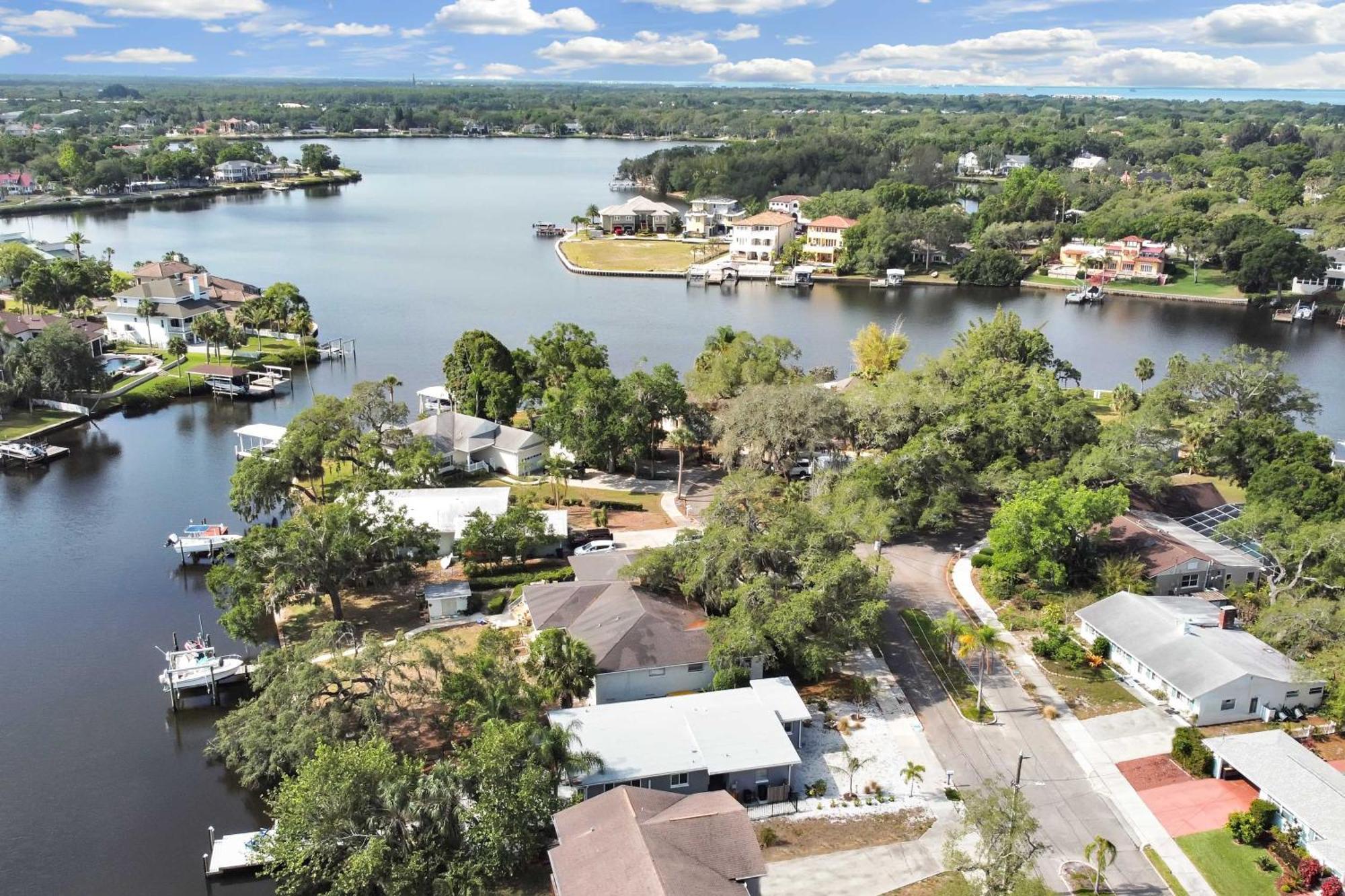 Pet-Friendly Waterfront Home - 2 Mi To Beach! Tarpon Springs Exteriör bild