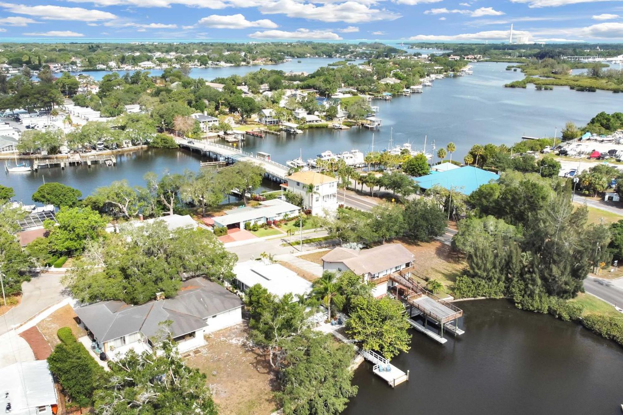 Pet-Friendly Waterfront Home - 2 Mi To Beach! Tarpon Springs Exteriör bild